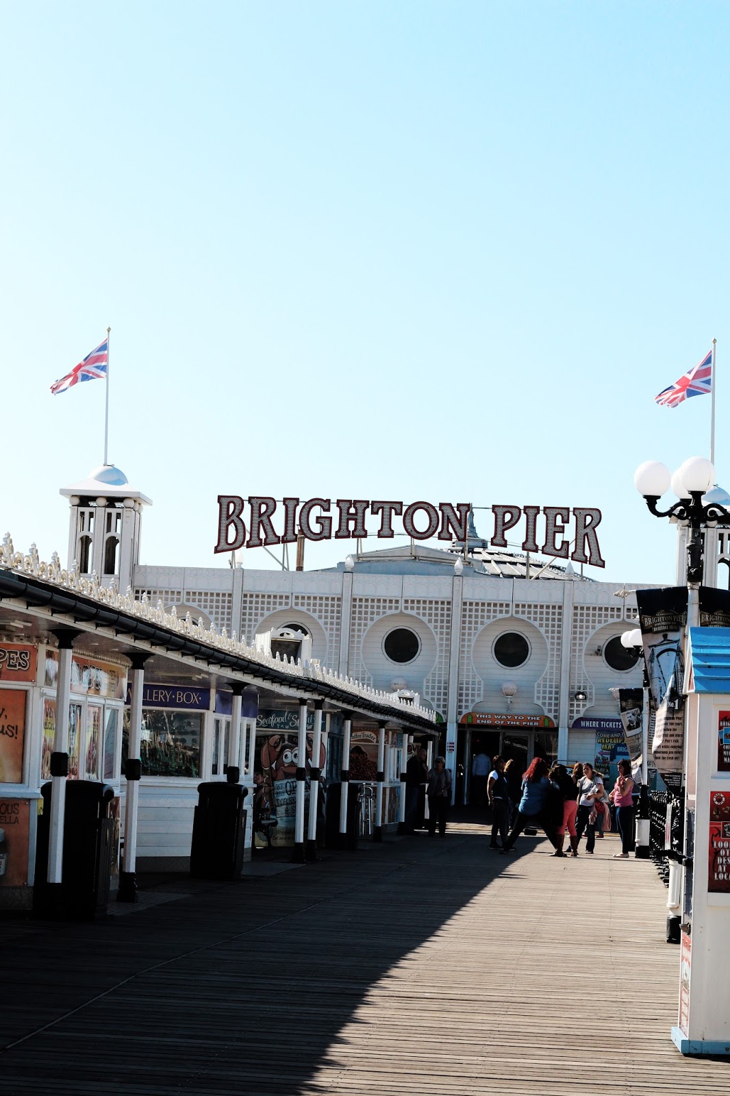 planning a day trip to brighton? click through for a list of things to do and see in the seaside city