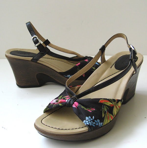 dansko sandals 40