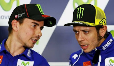 Rossi dan Lorenzo Tak Bakal Bisa Akur Dalam Satu Tim, Ini Cara yang Bakal Ditempuh Demi Memisahkan Mereka Rossi dan Lorenzo Tak Bakal Bisa Akur Dalam Satu Tim, Ini Cara yang Bakal Ditempuh Demi Memisahkan Mereka