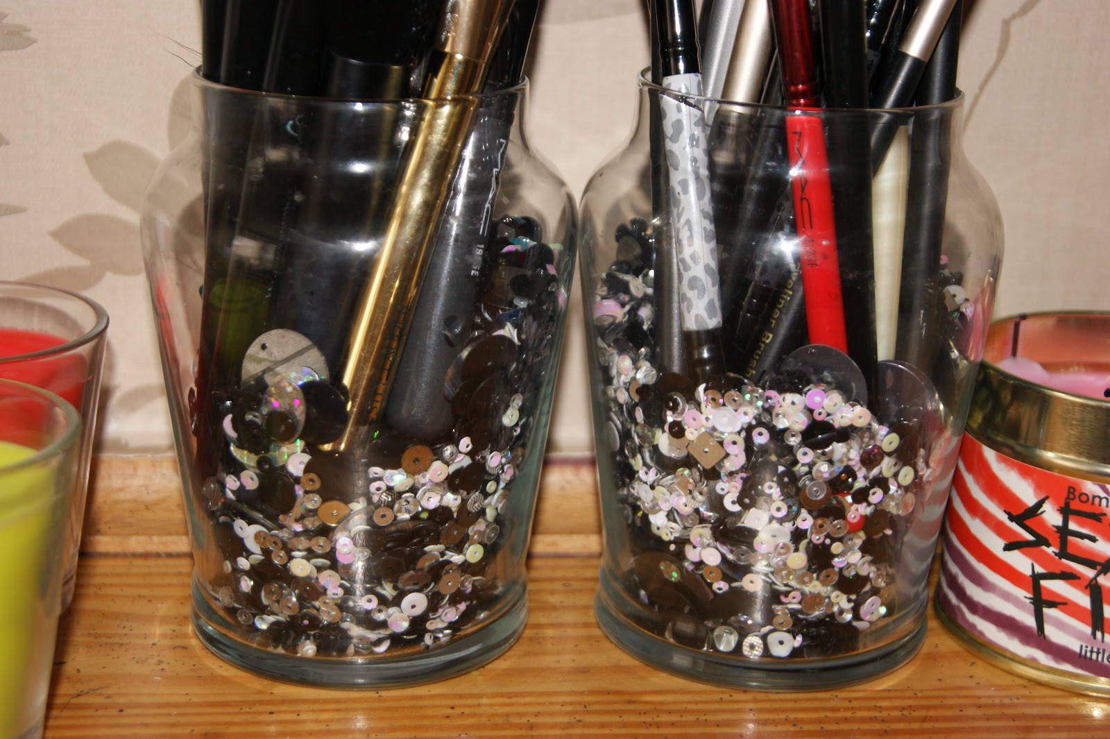 Monday Make Your Own Yankee Candle Brush Storage The Sunday Girl