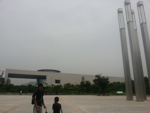 Entrance of the National Museum of Korea