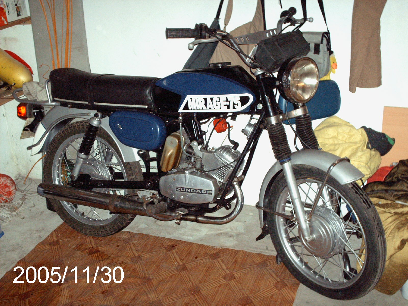 MOTORIZADAS NOS AÇORES: A MIRAGE PERDIDA