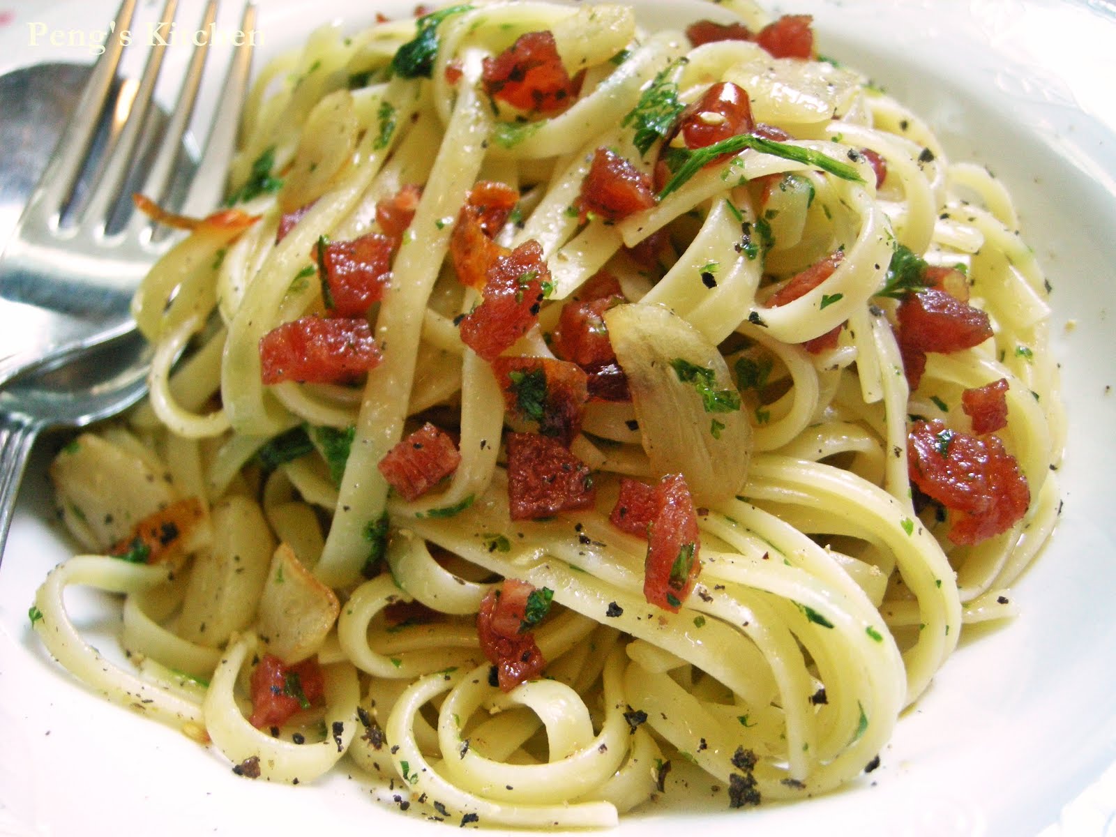 Peng's Kitchen Linguine Aglio Olio