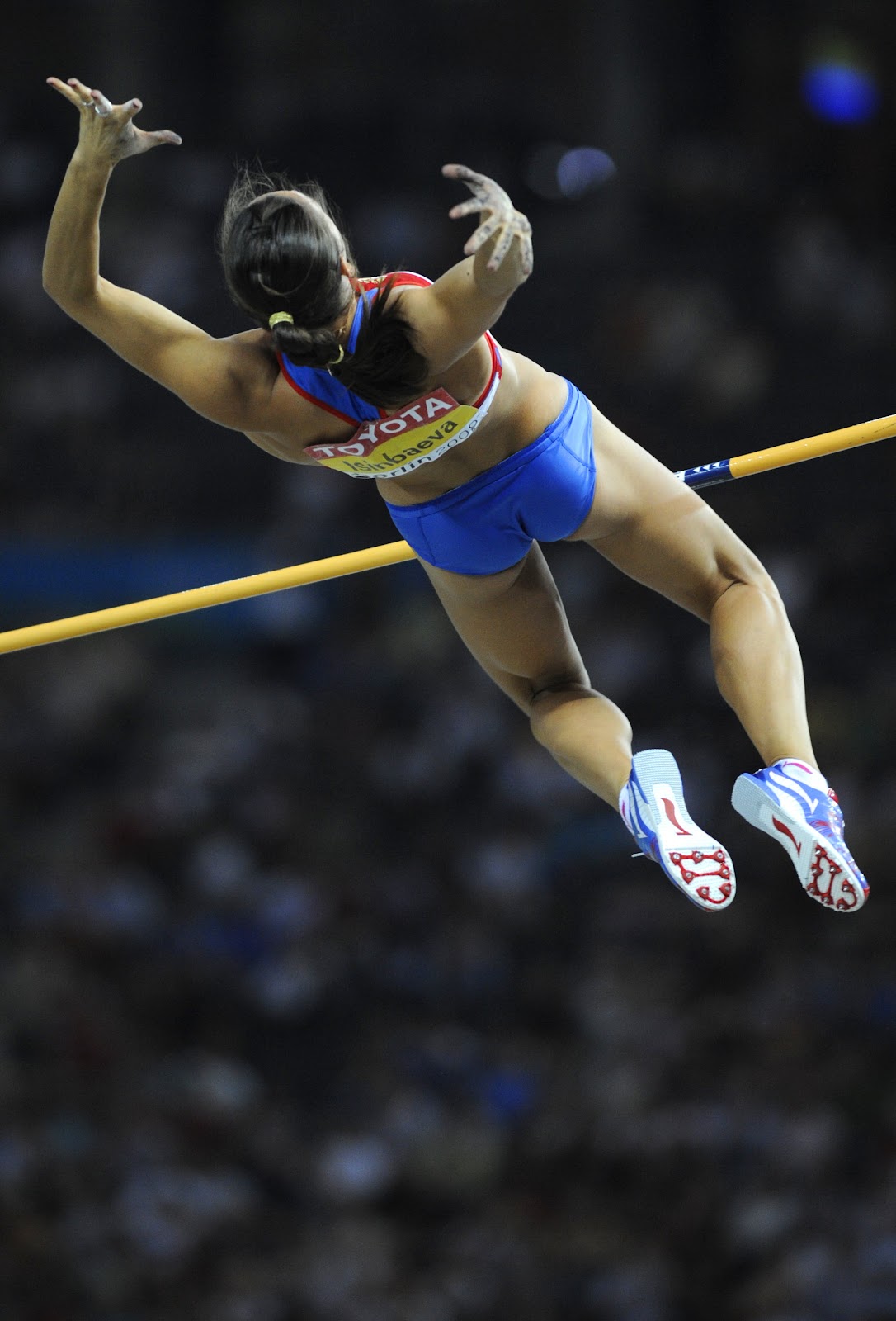 http://4.bp.blogspot.com/-ek9U_fHma-s/T9IUEGo2gSI/AAAAAAAALpo/BzWKPWhCRZI/s1600/yelena+isinbayeva+calves+(11).jpg