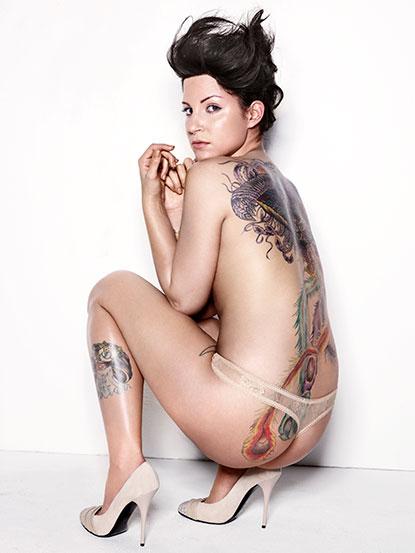 mulheres modelos tatuadas tatuagem warwick saint fashion