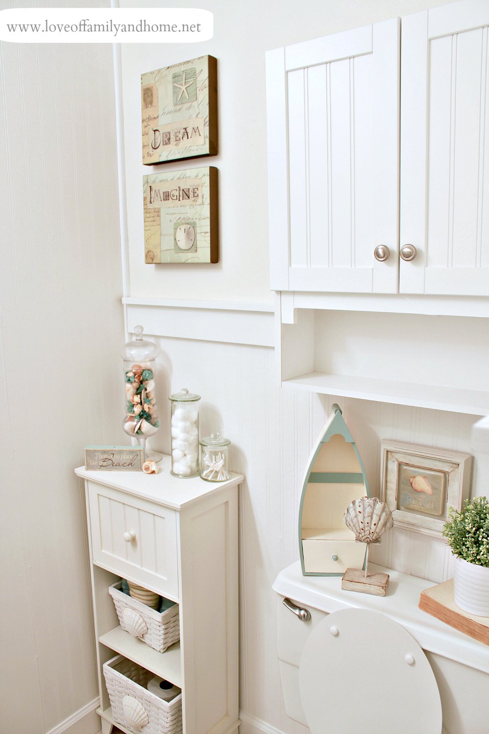 Hallway Bathroom Makeover Reveal - Love of Family & Home Hallway Bathroom Makeover Reveal - Love of Family & Home