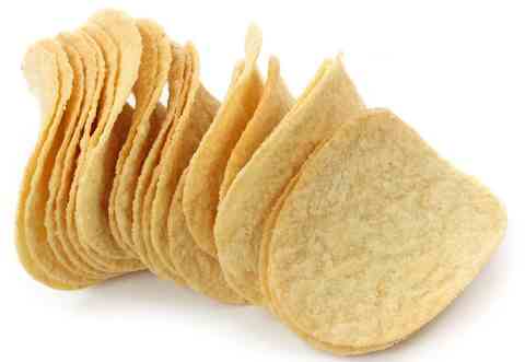 Crispy Potato Chips with Cheese and Cayenne Pepper