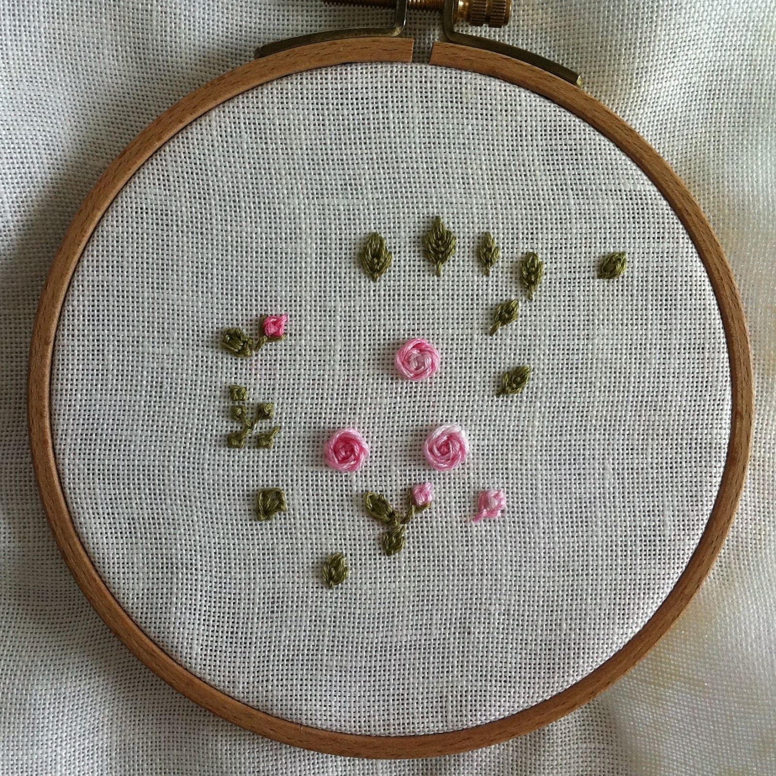 Humming Needles Stem Stitch Rose with Knotted Center Tutorial