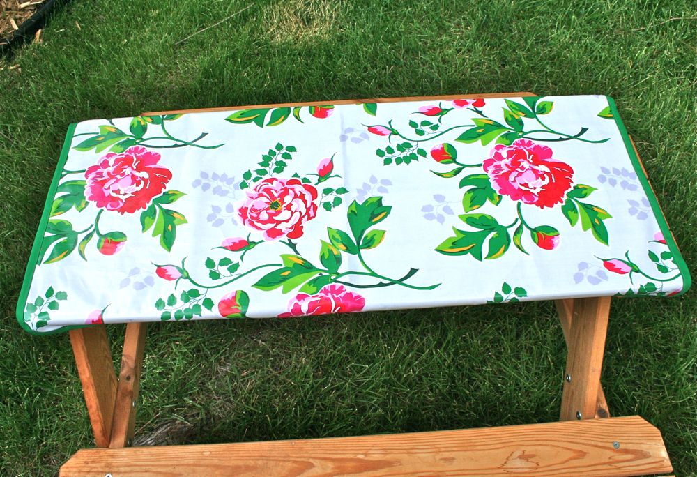 Sew Can Do CraftShare Laminated Tabletop Tutorial