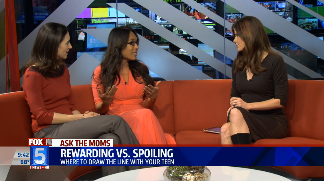 THE APPRECIATION OF BOOTED NEWS WOMEN BLOG : First Of The Season Look