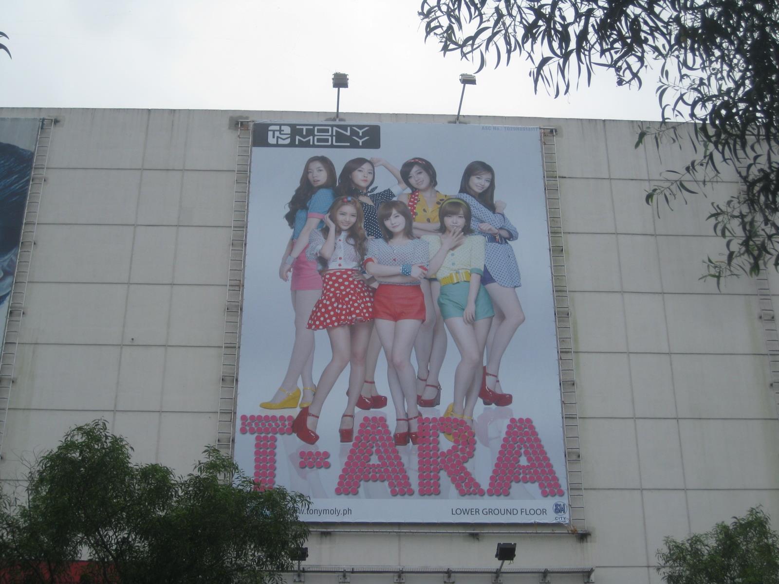 Bonus Picture: T-ara's Advertisement at a mall in the Philippines..