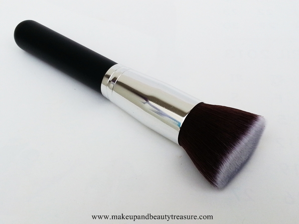 Flat-Top-Makeup-Brush-Review