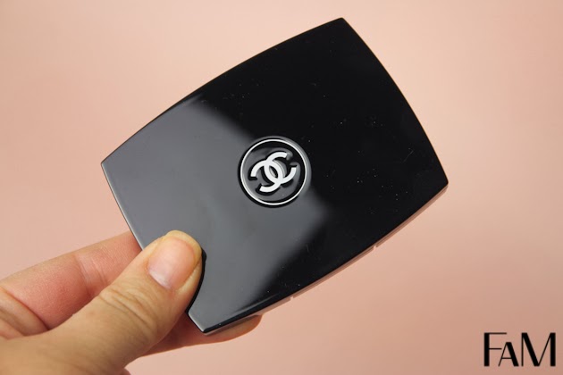 Chanel Ombre Matelassées - Charming - Review and Swatches Chanel Ombre Matelassées - Charming - Review and Swatches