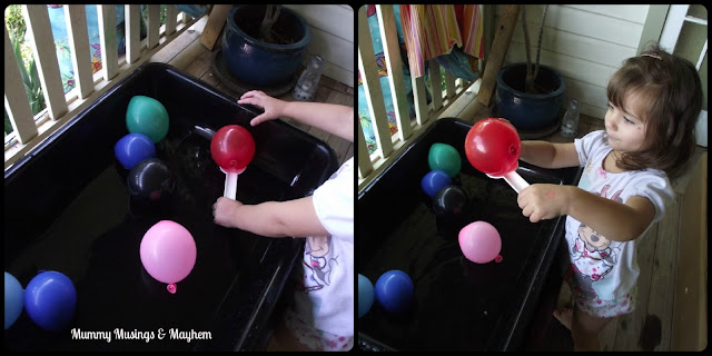 Toddler Fine Motor Water Fun Toddler water play easy