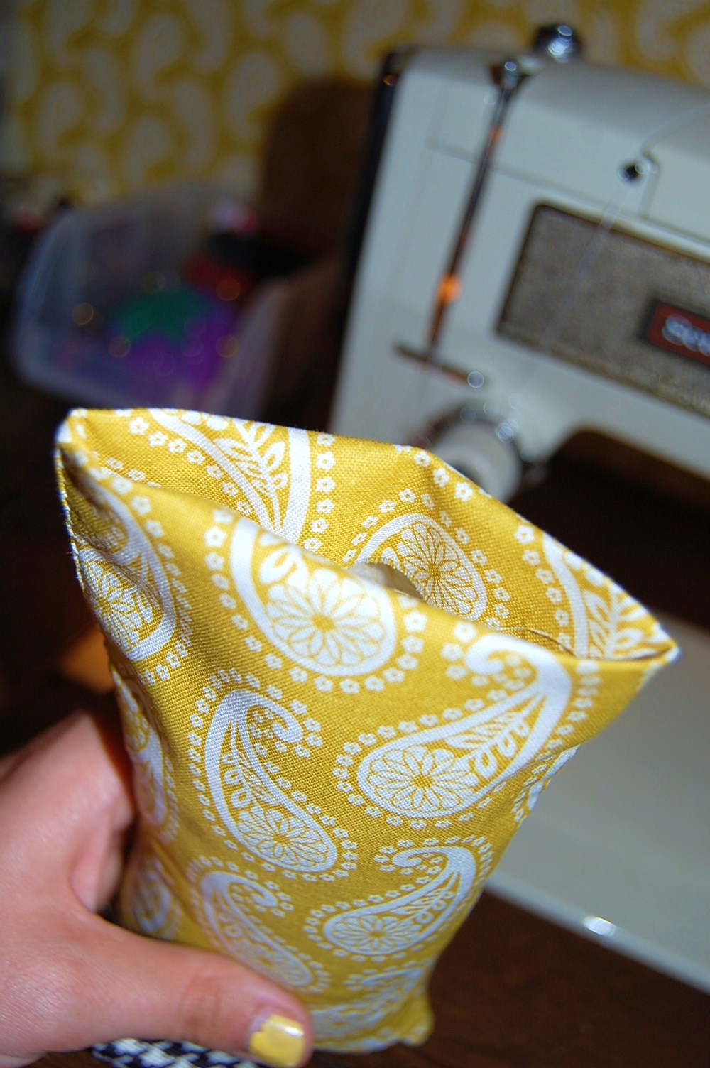 Mommy Monologue DIY Wednesdayrice filled eye pillow aka hot/cold pack