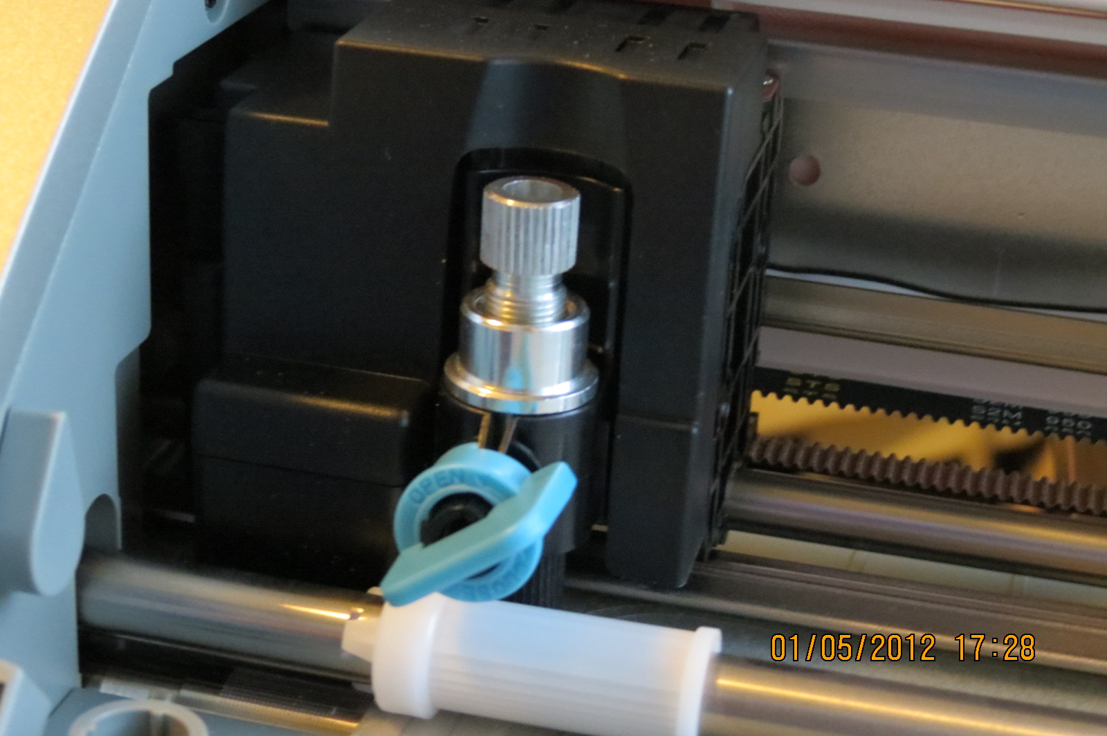 Ligaya's Creativity Zone The CB09 (Aluminum) Blade Holder