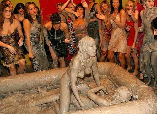 pelea-chicas-lodo-12.jpg
