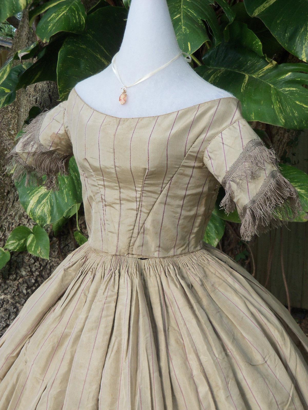 all the pretty dresses