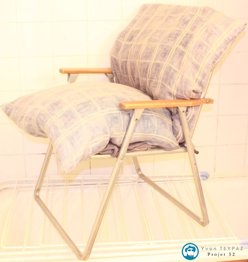 j ai un fauteuil borat yvan teypaz projet 52 47 52 coussin r 233 parateur j ai un fauteuil borat yvan teypaz projet 52 47 52 coussin r 233 parateur