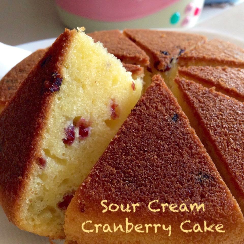 Sour Cream Cranberry Cake using Mini Rice Cooker by Goh NgaiLeng