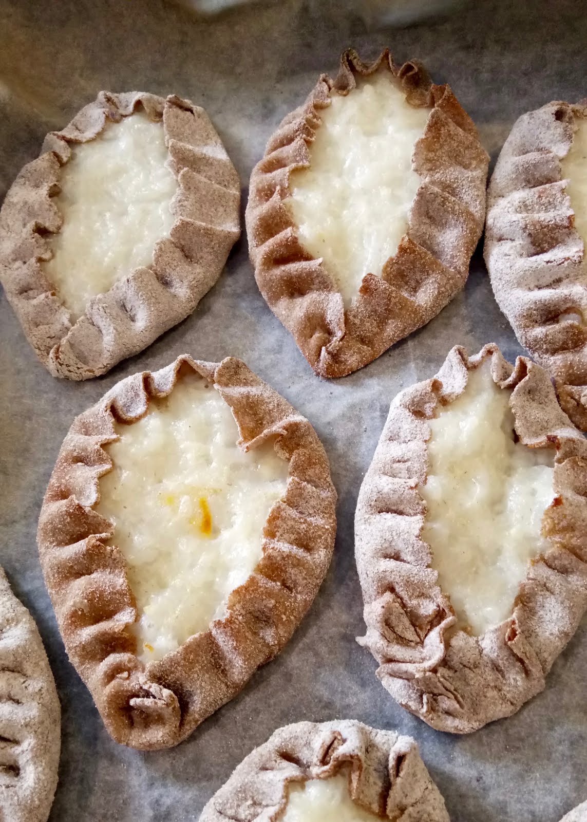 Delicious Karelian pies: recipe with crumpled potatoes Delicious Karelian pies: recipe with crumpled potatoes