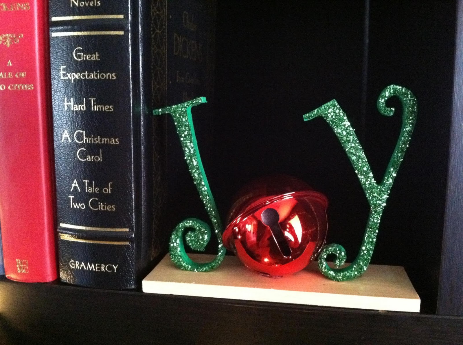 The Creative Cubby Joy Christmas Accent