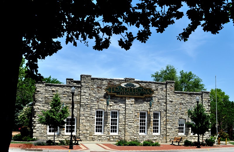 Traditions Furniture Overland Park