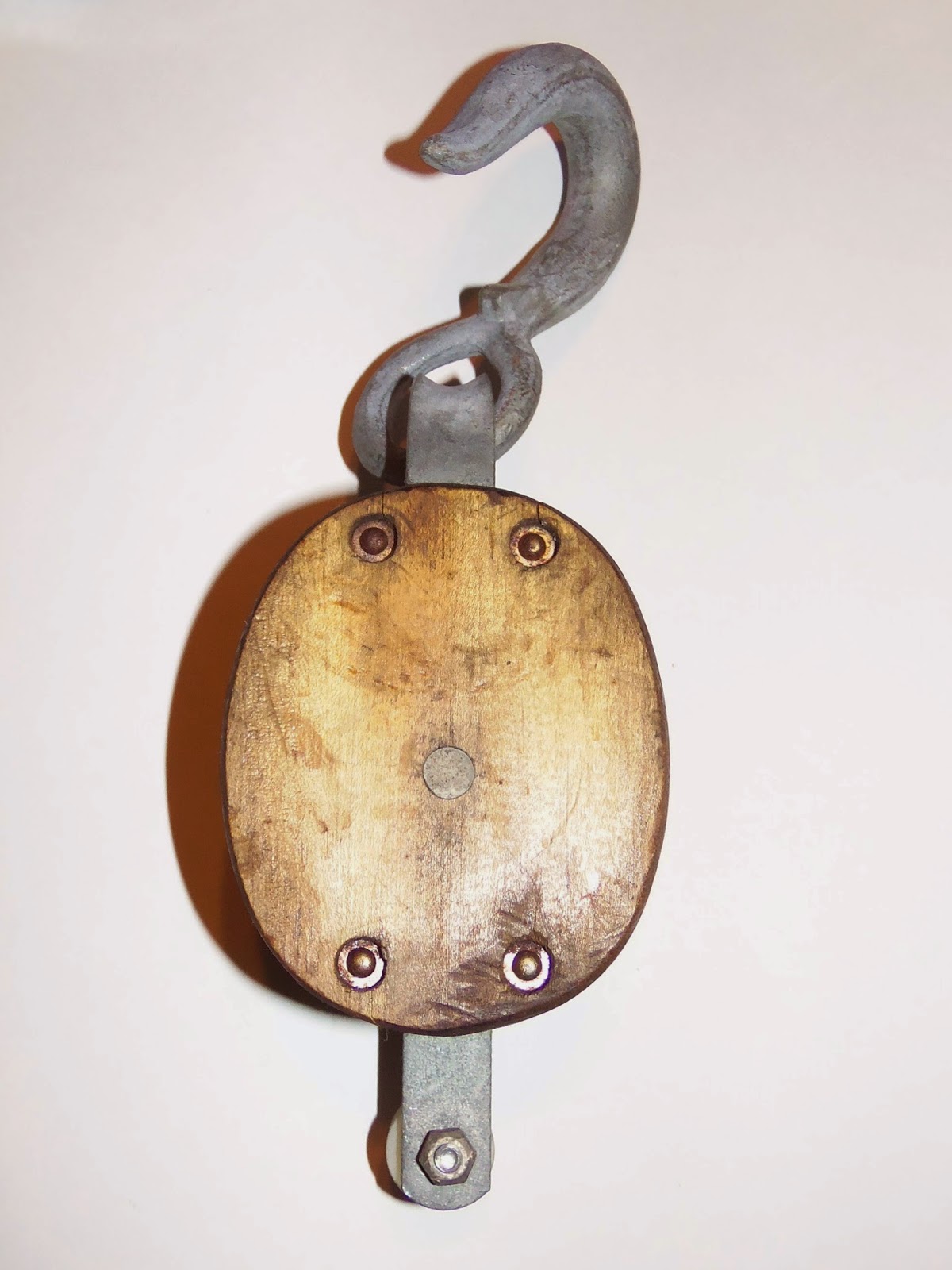 live. love. scrap. Giving New Life to an Old Pulley