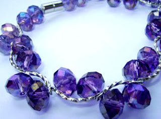 gelang batu kalimantan
