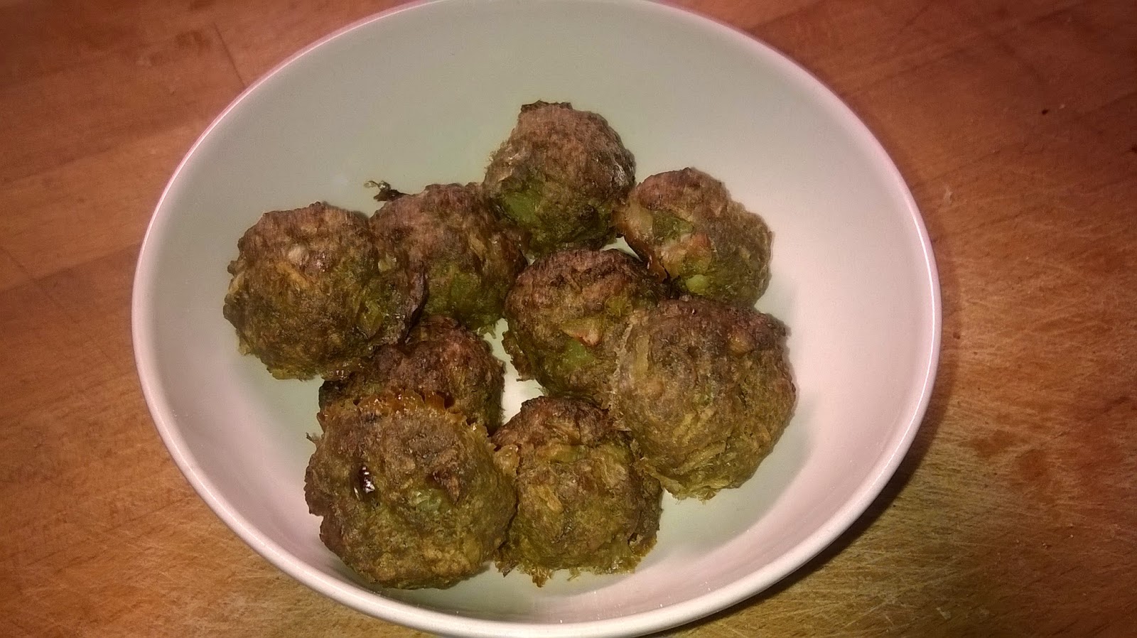 Omenaiset lihapullat