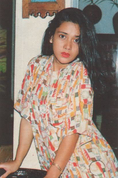 Sally Marcellina | Gratis Dengerin Musik Indonesia Online