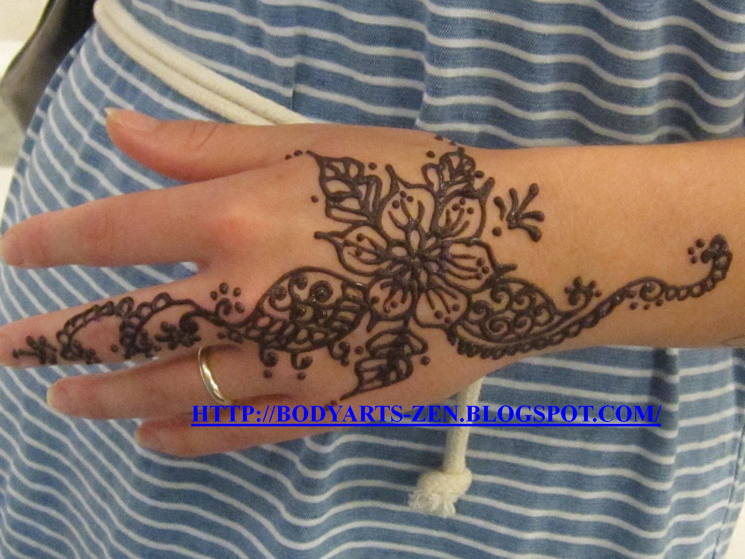 FACE PAINTING KL BODY ART HENNA TATTOO Face Hand Painting FACE PAINTING KL BODY ART HENNA TATTOO Face Hand Painting