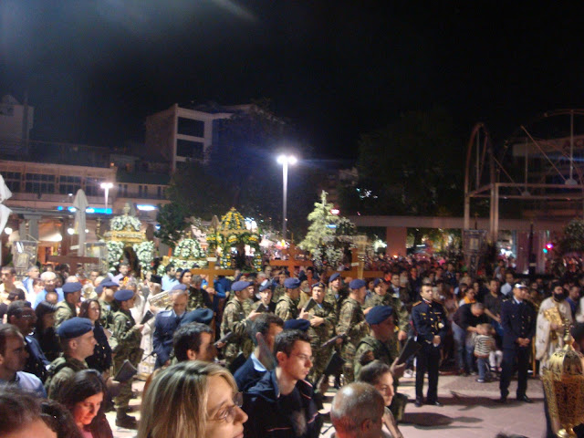 Κοσμοσυρροή στην Ξάνθη για τη λιτανεία των Επιταφίων! (+VIDEO)