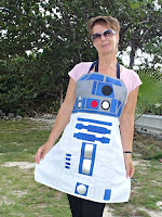 http://so-sew-easy.com/r2d2-apron-pattern/