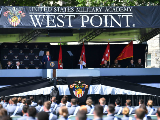 Donald Trump West Point Discurso completo en español