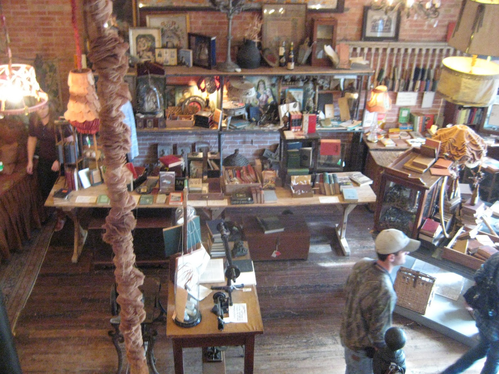 Antique Shop Review Homestead & FriendsFredericksburg Maureen Stevens