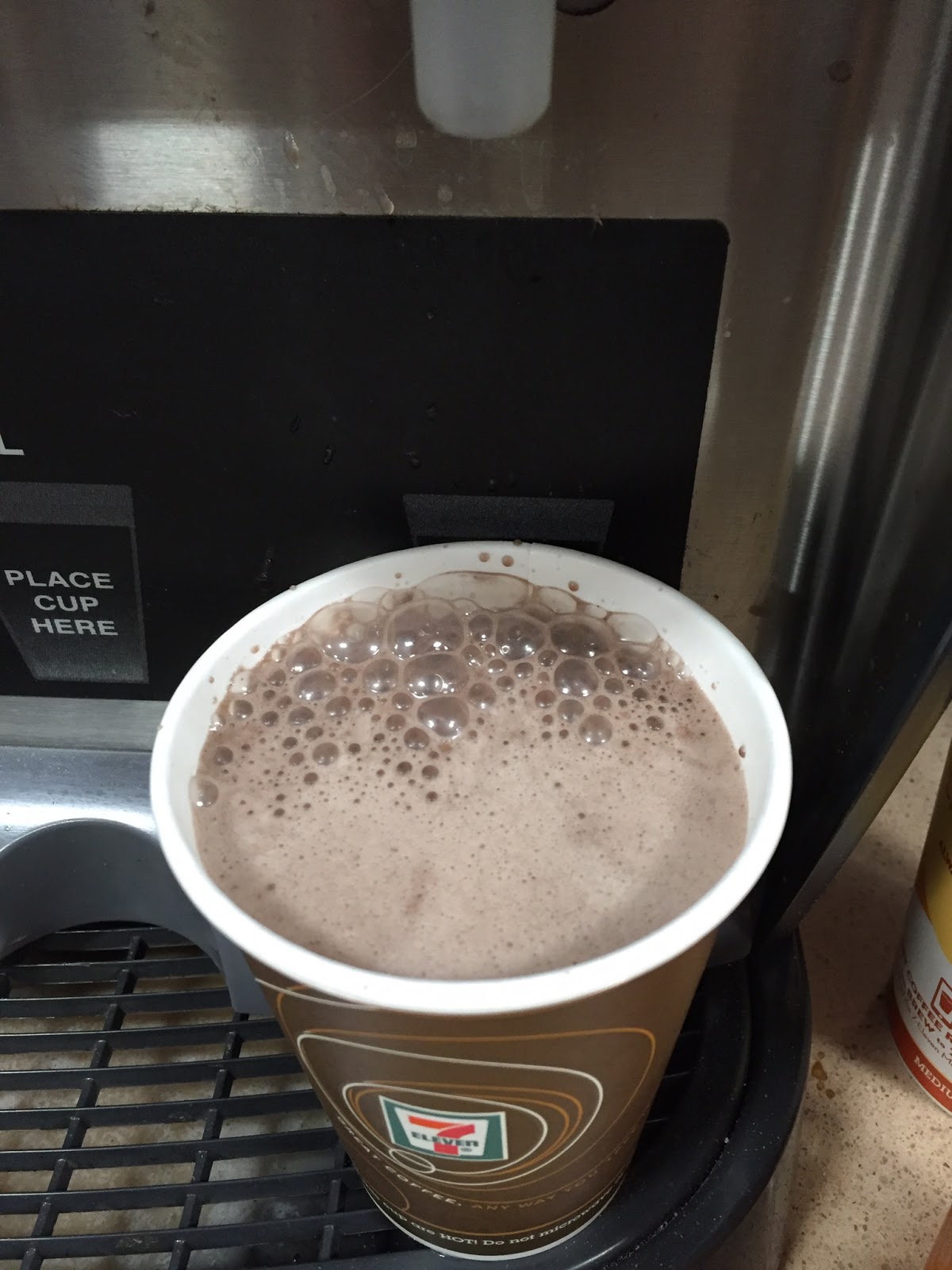 Oreo Hot Chocolate From Seven Eleven / セブンイレブンのオレオ ホットチョコレート I'm Made