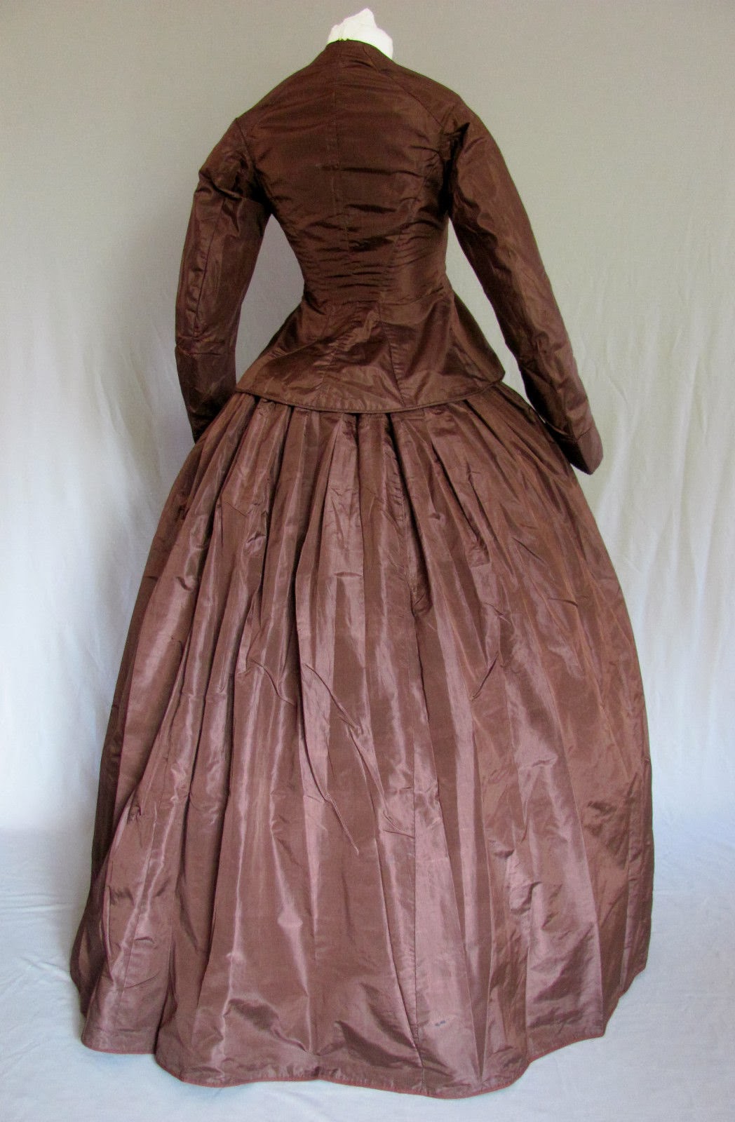 All The Pretty Dresses: December 2013