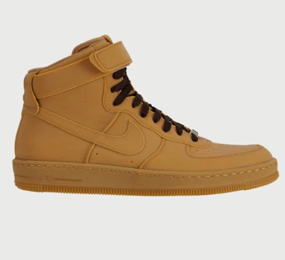 nike air force 1 footaction