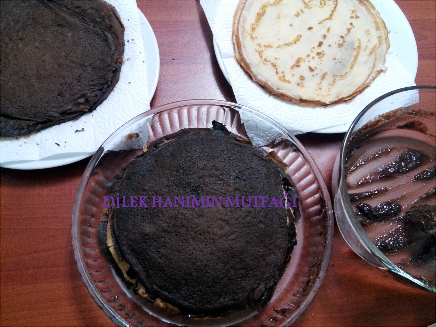 KAKAOLU SADE KREPLİ YAŞ PASTA DİLEK HANIMIN MUTFAĞI