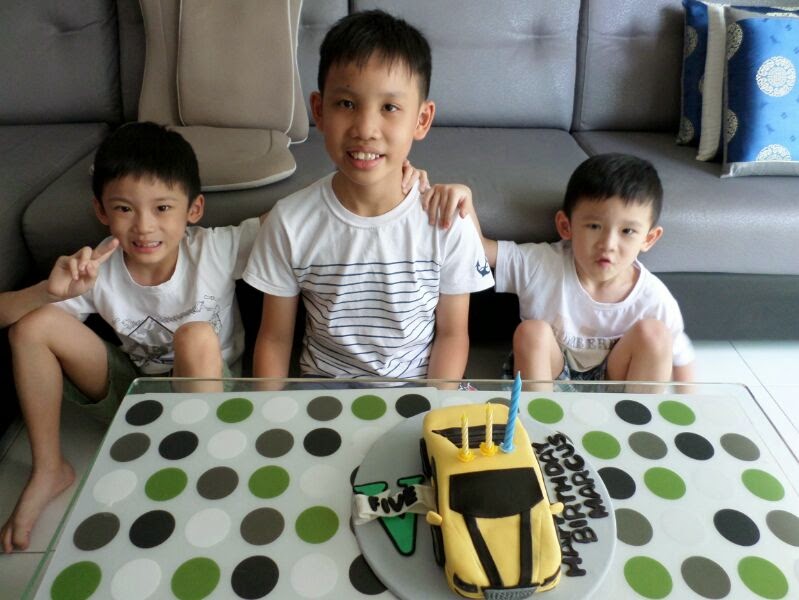 My True Cake: Sports Car Cake