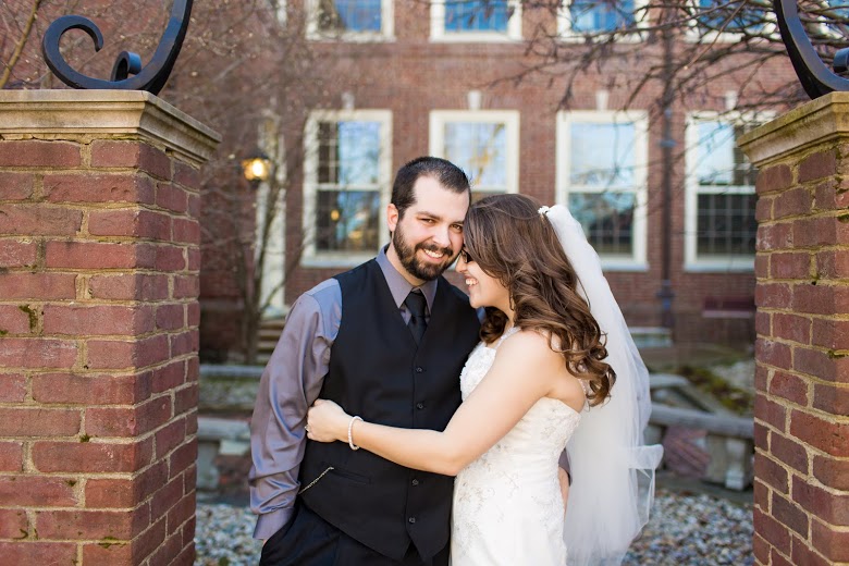 Your Husband Isn't Your College Roommate, And Four Other Things I Never Knew About Marriage | Through Clouded Glass Your Husband Isn't Your College Roommate, And Four Other Things I Never Knew About Marriage | Through Clouded Glass