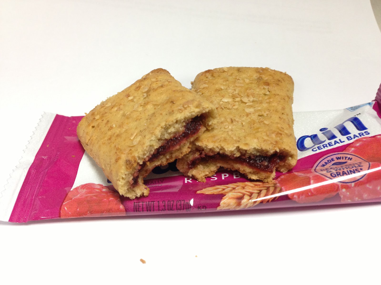 Crazy Food Dude Review Kellogg's NutriGrain Raspberry Cereal Bars