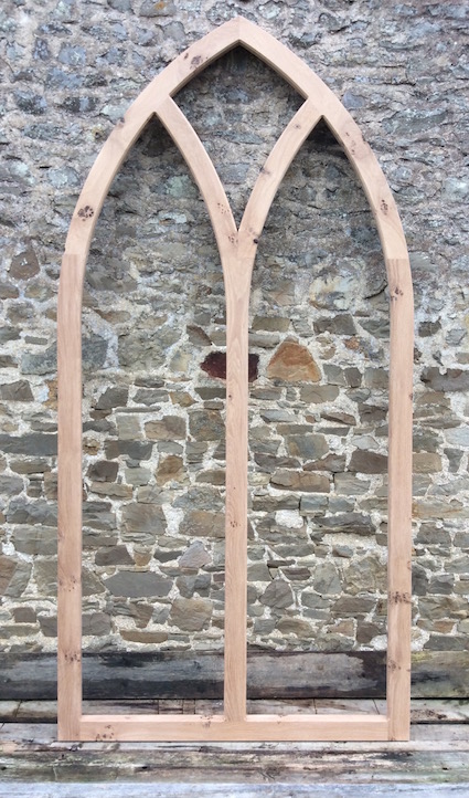 fenêtre en chêne pour une chapelle 2015
