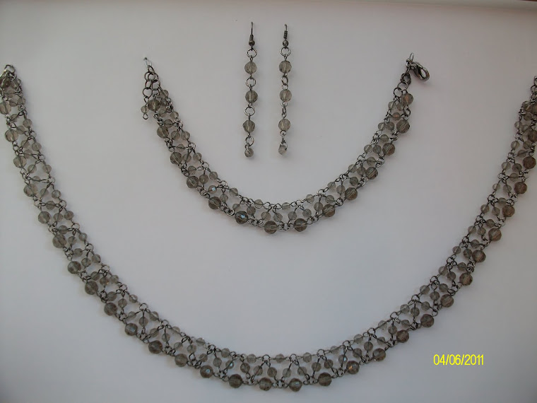 Royal suite, Necklaces, bracelet and earrings,crystal gray
