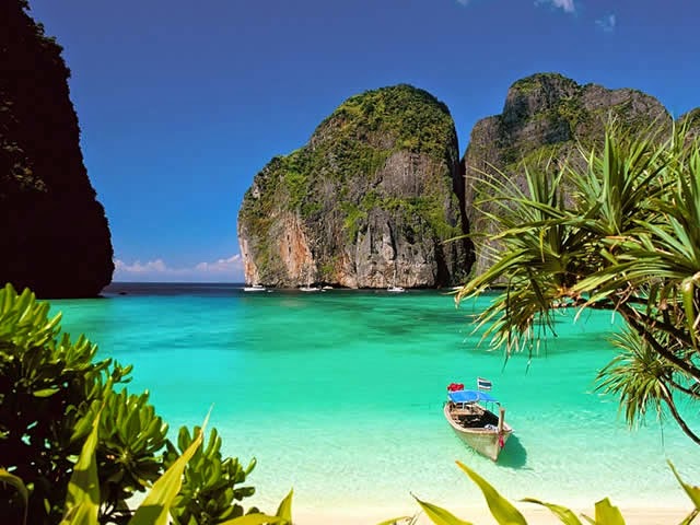 Maya Bay, Koh Phi Phi Leh Maya Bay, Koh Phi Phi Leh