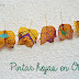 Guirnalda de hojas pintadas