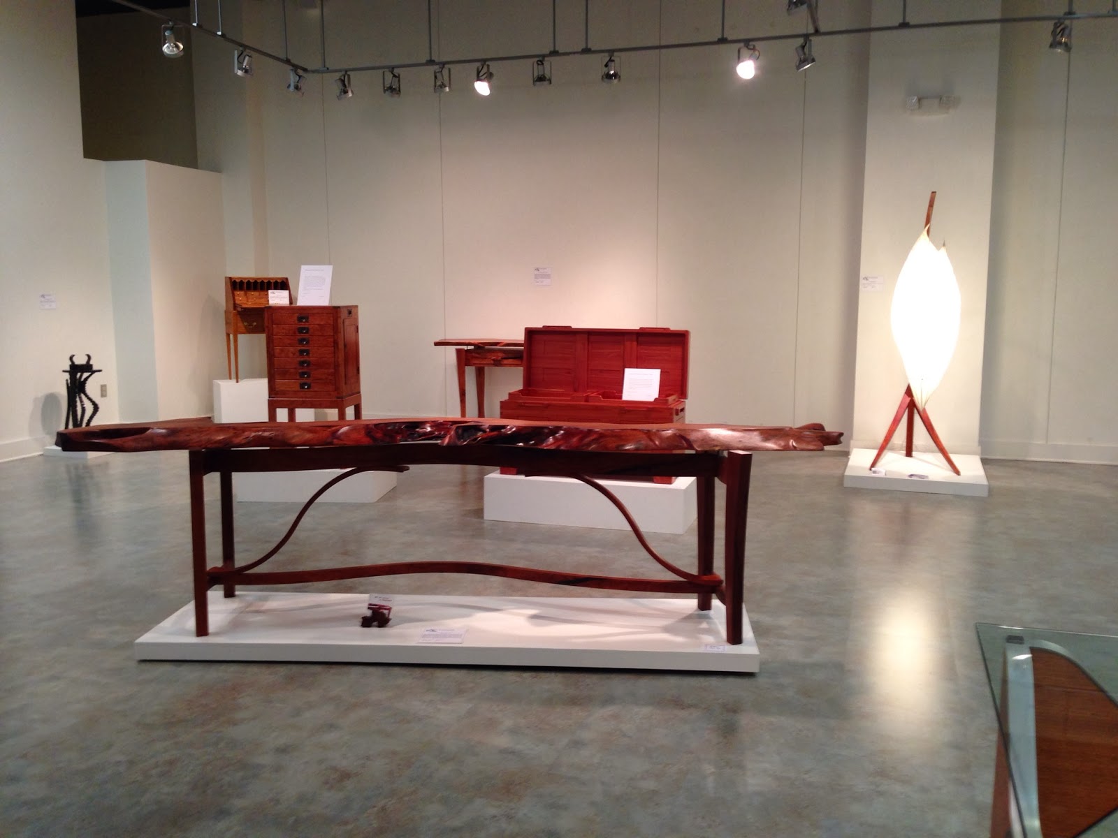 EWESPECIAL TEXAS FURNITURE MAKERS SHOW