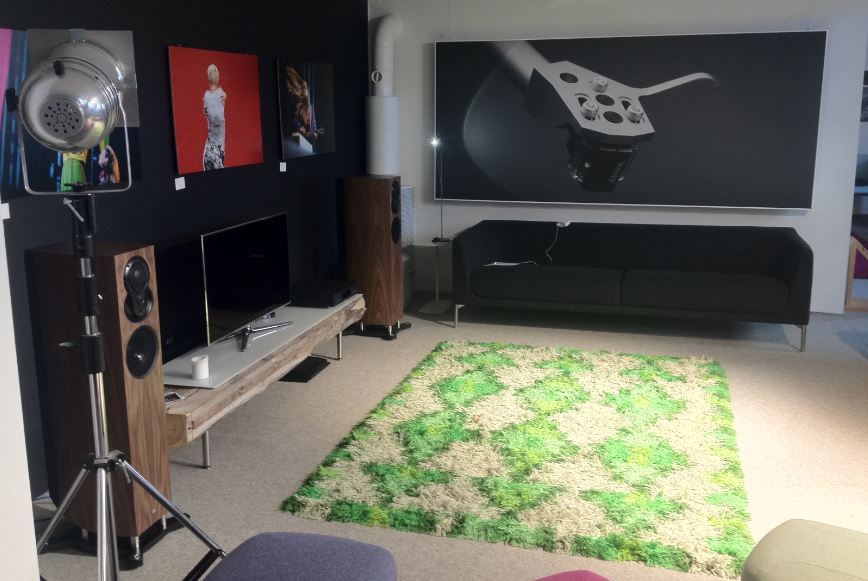 linn akurate speakers