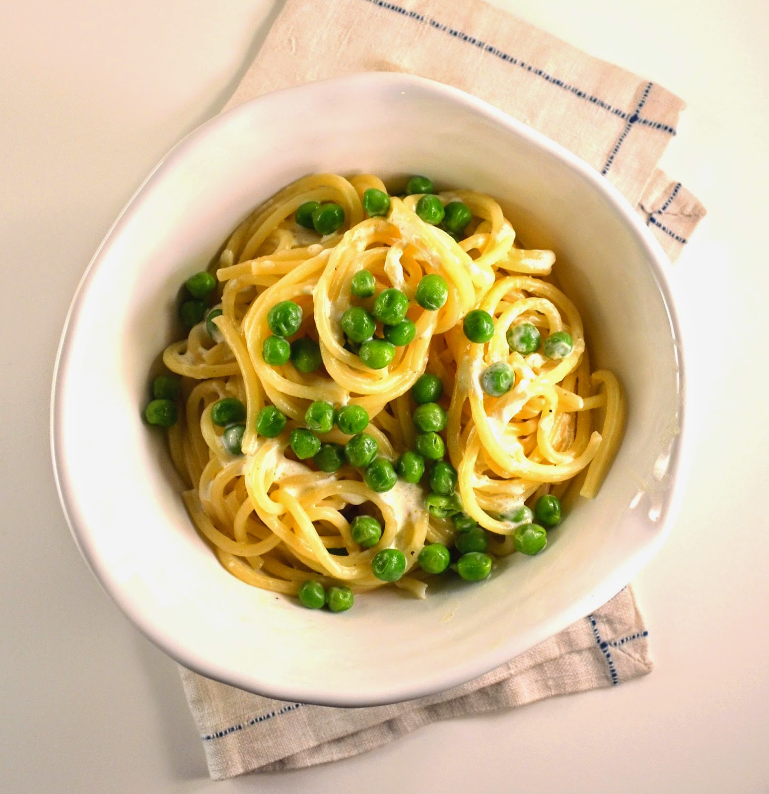 Sew French Pasta with LemonWhipped Creme Fraiche & Peas